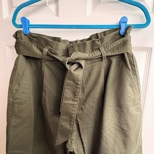LOFT Women’s Cropped Olive High Waisted Paper Bag Trousers w/ removable belt